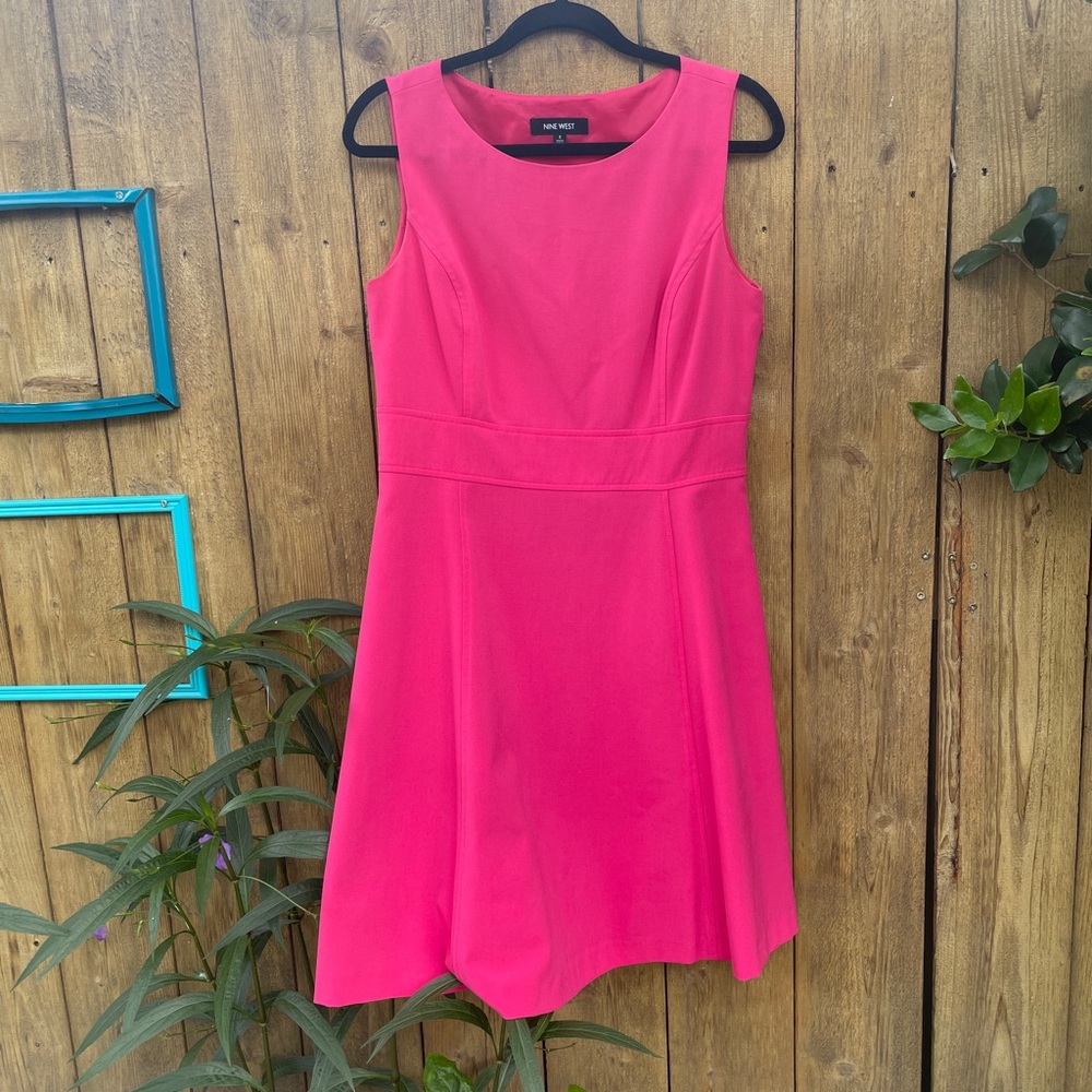 Gorgeous, sophisticated Nine West A-line dress in bright pink